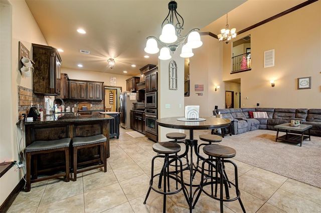 13313 Ambleside Drive, Yukon, OK 73099