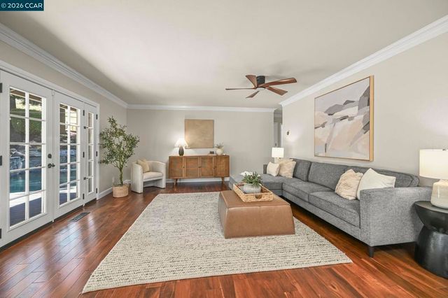 5515 Langford Ct, Concord, CA 94521