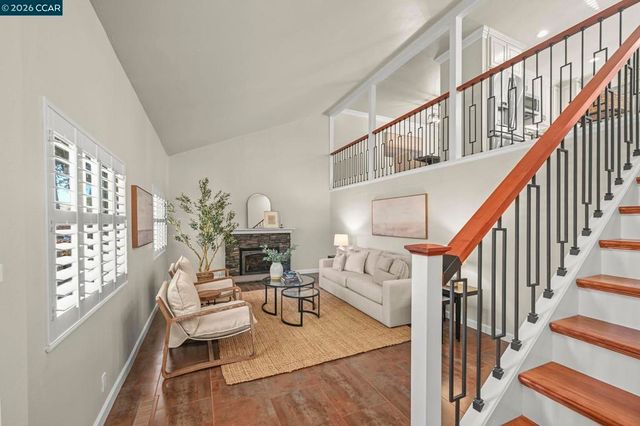 5515 Langford Ct, Concord, CA 94521