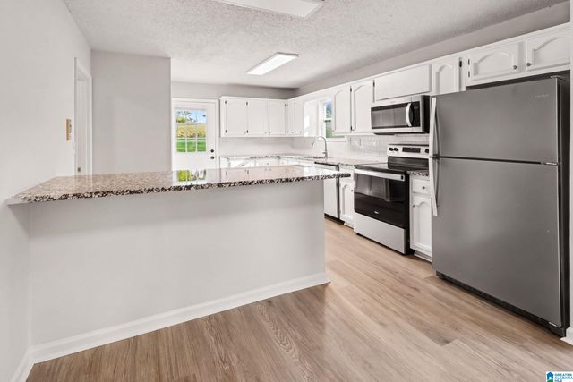1724 BURGIN AVENUE, Tarrant, AL 35217