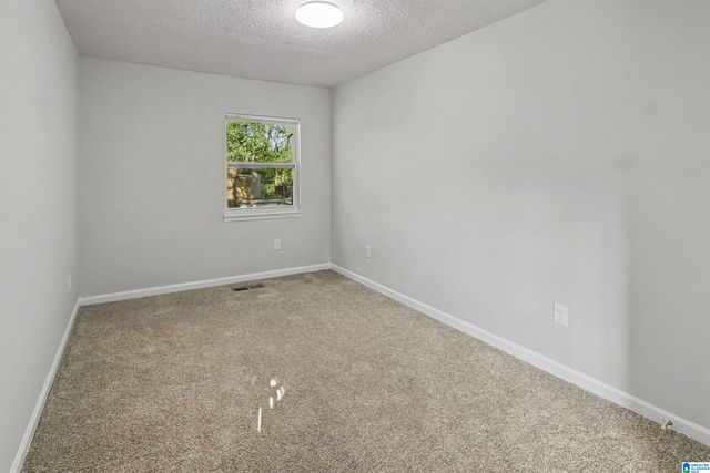 1724 BURGIN AVENUE, Tarrant, AL 35217