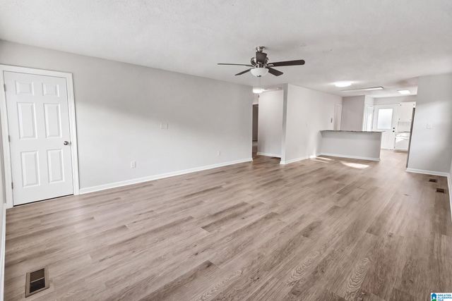 1724 BURGIN AVENUE, Tarrant, AL 35217