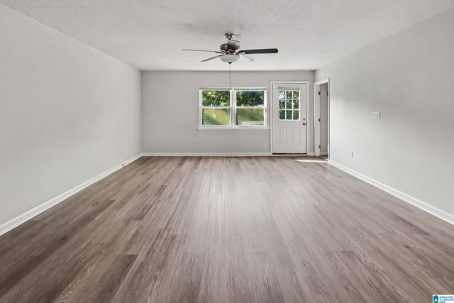 1724 BURGIN AVENUE, Tarrant, AL 35217