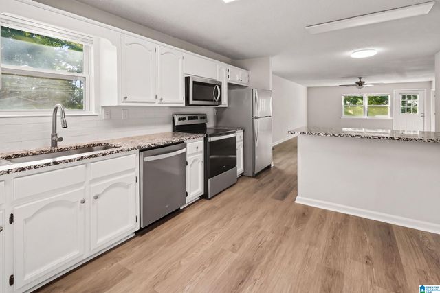 1724 BURGIN AVENUE, Tarrant, AL 35217
