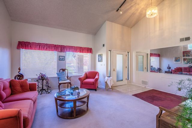 1411 W HOPI CIR, St. George, UT 84790