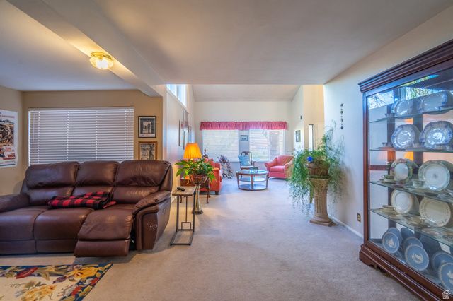 1411 W HOPI CIR, St. George, UT 84790