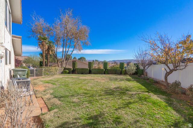 1411 W HOPI CIR, St. George, UT 84790