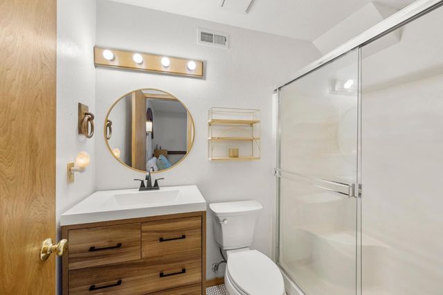 1800 Medina Dr, Arnold, CA 95223