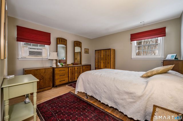 162 Yankee Peddler Path, Madison, CT 06443