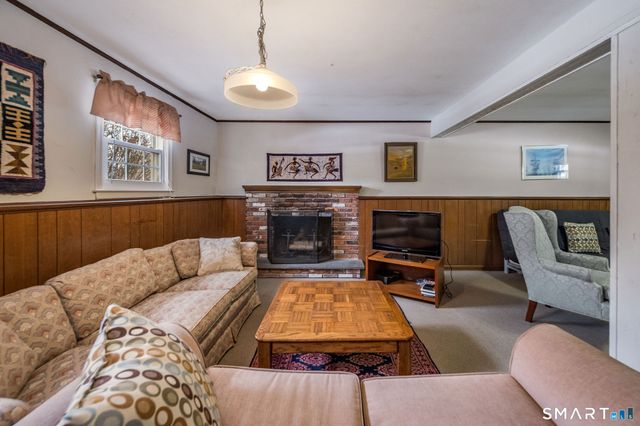 162 Yankee Peddler Path, Madison, CT 06443