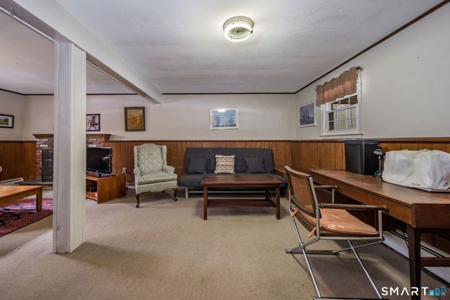 162 Yankee Peddler Path, Madison, CT 06443