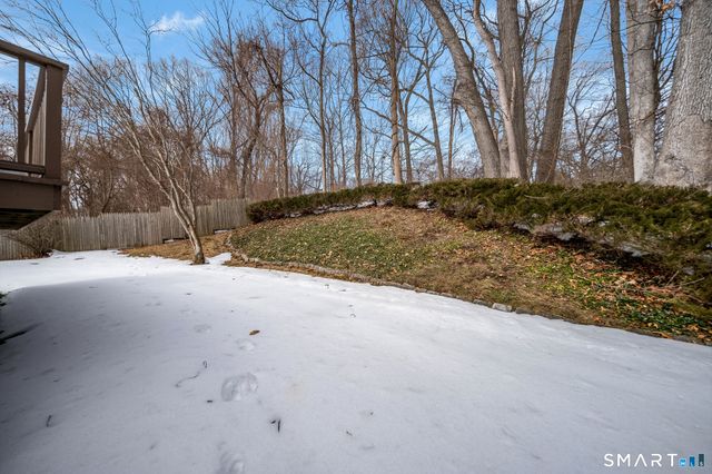 162 Yankee Peddler Path, Madison, CT 06443