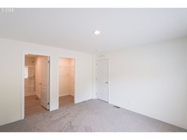 425 PROVIDENCE Dr, Reedsport, OR 97467