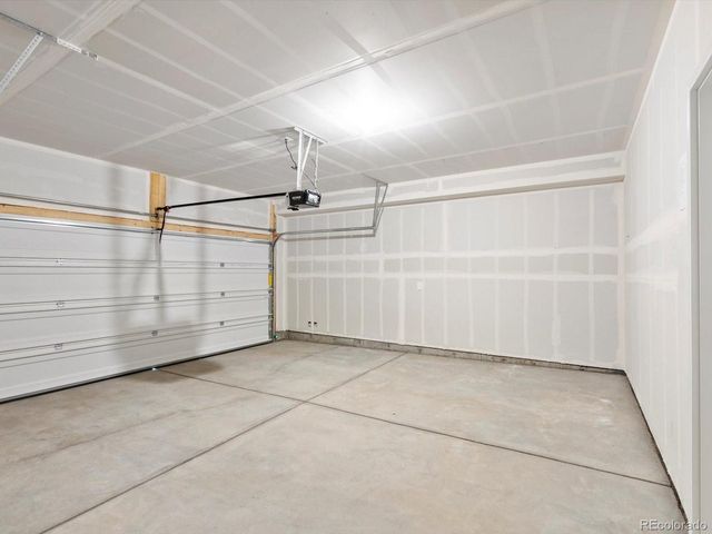 1616 Riverplace Dr 2, Windsor, CO 80550