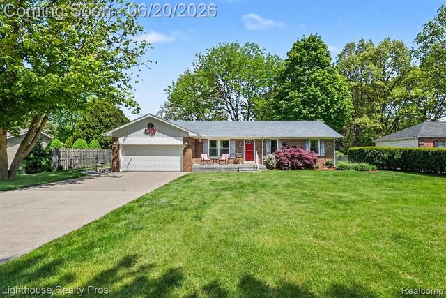 600 6 Mile Road, Whitmore Lake, MI 48189