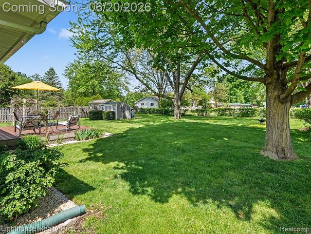 600 6 Mile Road, Whitmore Lake, MI 48189