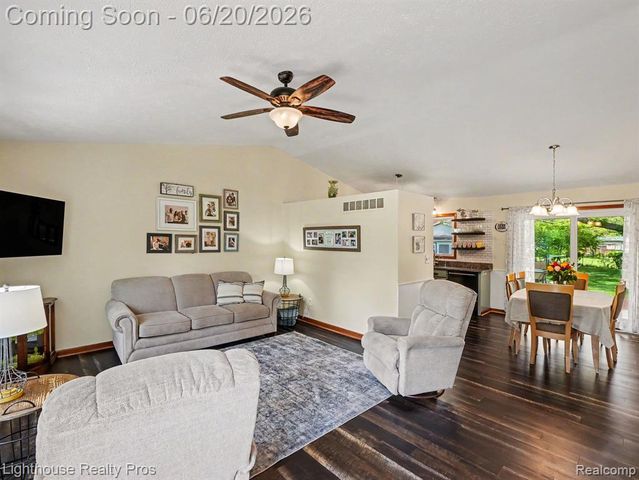 600 6 Mile Road, Whitmore Lake, MI 48189