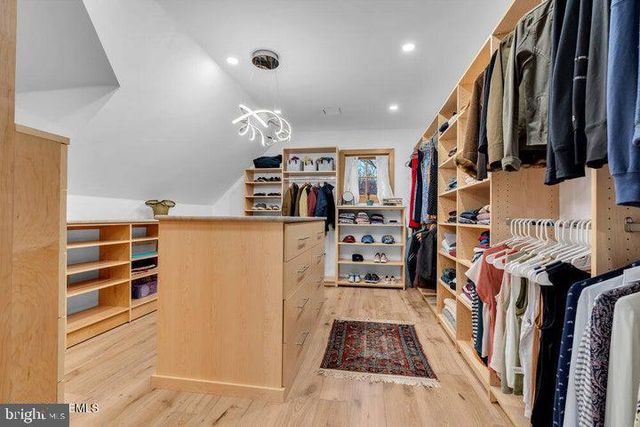 18 BELVIDERE RD, Atlantic Highlands, NJ 07716