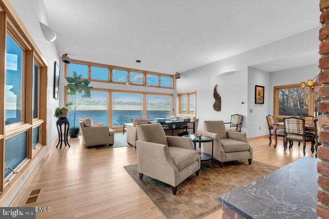 18 BELVIDERE RD, Atlantic Highlands, NJ 07716
