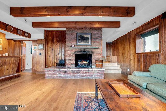 18 BELVIDERE RD, Atlantic Highlands, NJ 07716