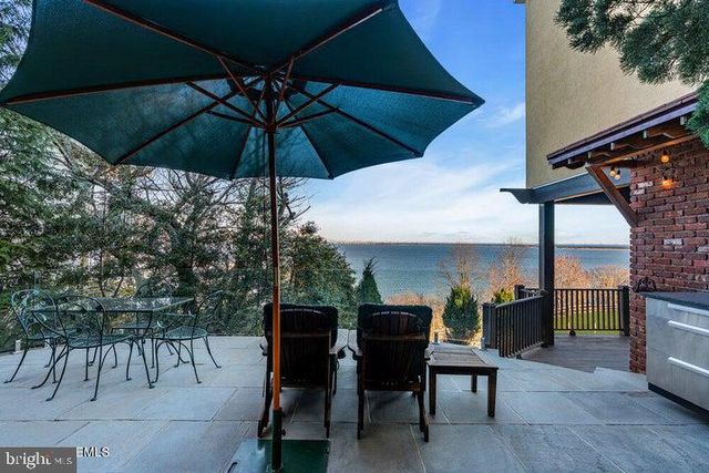 18 BELVIDERE RD, Atlantic Highlands, NJ 07716