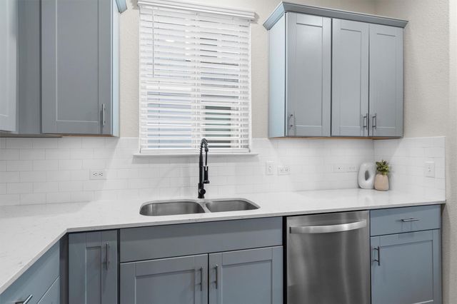 145 Fiery Skipper LN, Georgetown, TX 78626