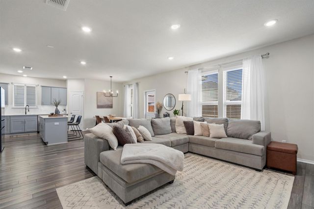 145 Fiery Skipper LN, Georgetown, TX 78626