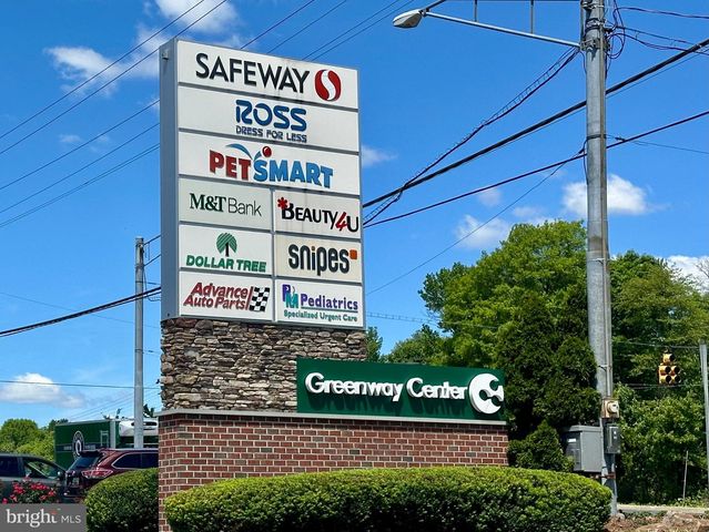 7840 SOMERSET CT, Greenbelt, MD 20770