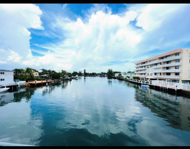 8600 Byron Ave 8600-8, Miami Beach, FL 33141