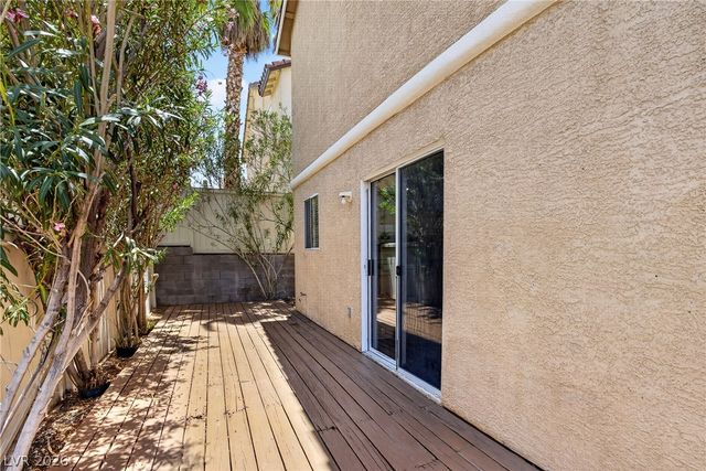 7236 Plushstone Street, Las Vegas, NV 89148