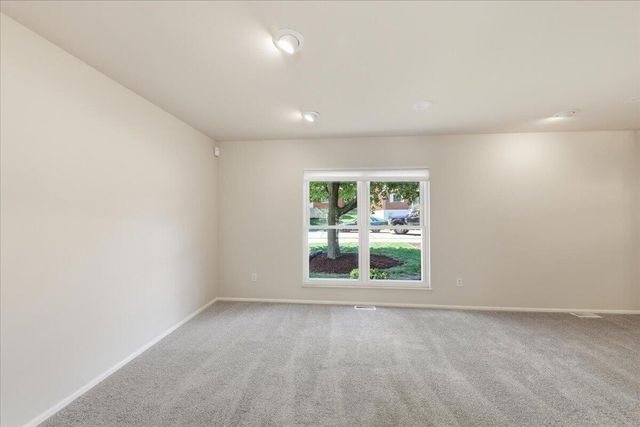 404 Caldwell Drive, Elsmere, KY 41018