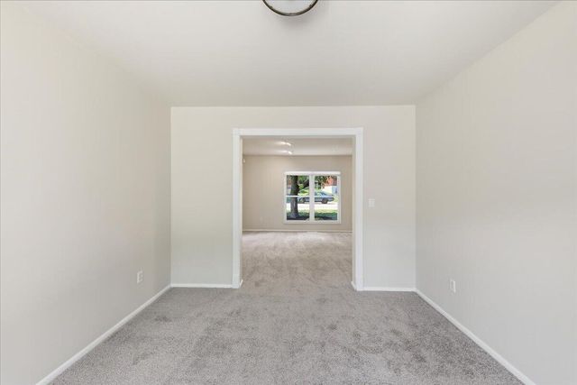 404 Caldwell Drive, Elsmere, KY 41018