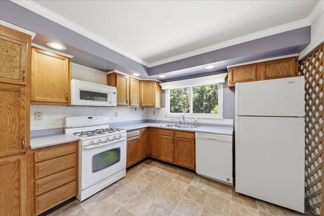 404 Caldwell Drive, Elsmere, KY 41018