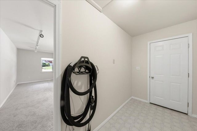 404 Caldwell Drive, Elsmere, KY 41018