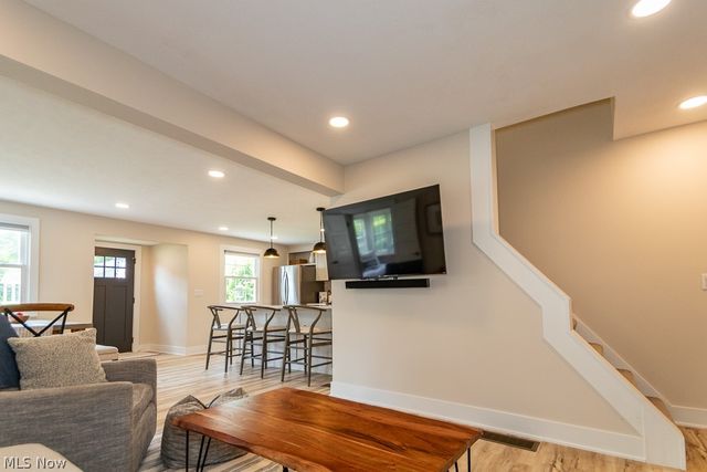 8051 Charlesderry Road, Kirtland, OH 44094