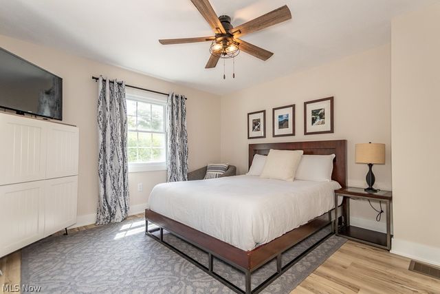 8051 Charlesderry Road, Kirtland, OH 44094