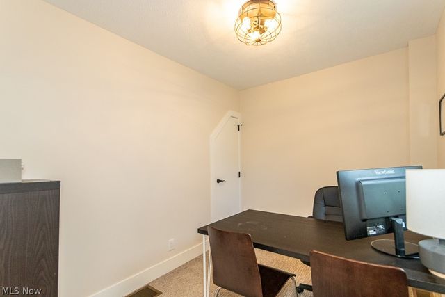 8051 Charlesderry Road, Kirtland, OH 44094
