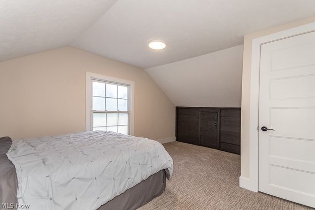 8051 Charlesderry Road, Kirtland, OH 44094