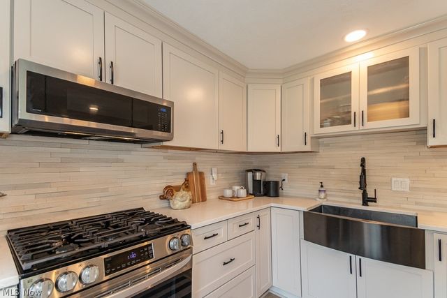 8051 Charlesderry Road, Kirtland, OH 44094