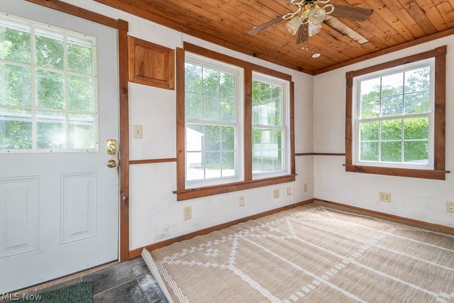 8051 Charlesderry Road, Kirtland, OH 44094