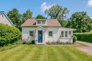 8051 Charlesderry Road, Kirtland, OH 44094