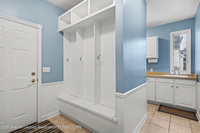 1605 Stauffer Lane, Dewitt, MI 48820