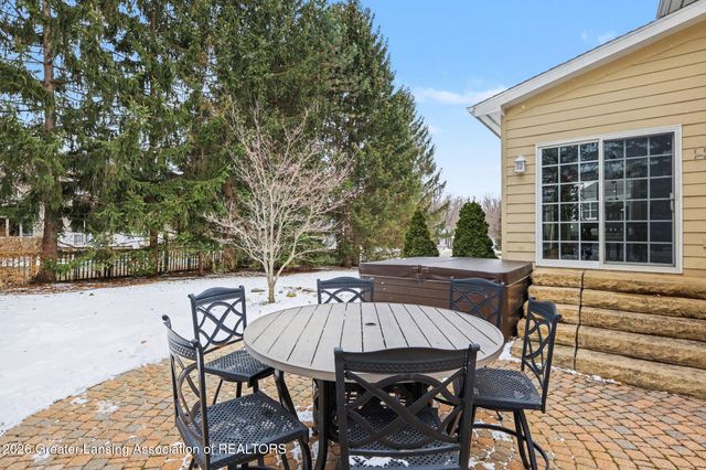 1605 Stauffer Lane, Dewitt, MI 48820