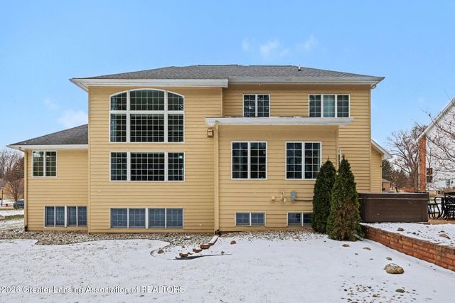 1605 Stauffer Lane, Dewitt, MI 48820