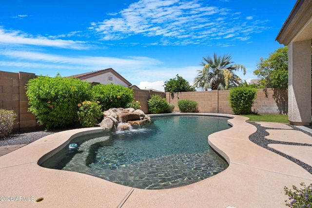 6844 S Pinehurst Drive Drive, Gilbert, AZ 85298
