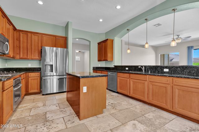 6844 S Pinehurst Drive Drive, Gilbert, AZ 85298
