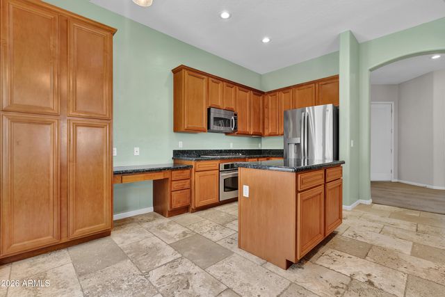 6844 S Pinehurst Drive Drive, Gilbert, AZ 85298