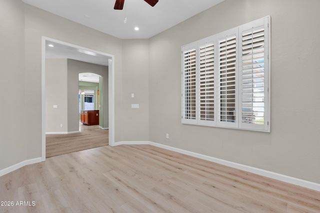 6844 S Pinehurst Drive Drive, Gilbert, AZ 85298
