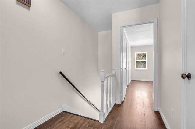 14715 Barryknoll Lane 124, Houston, TX 77079