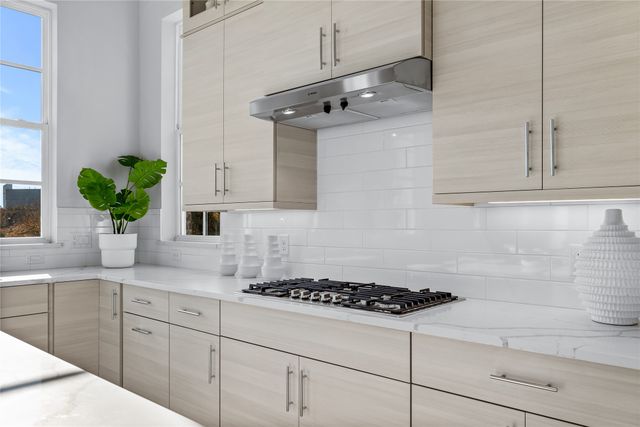 4613 Greenborough Lane, Dallas, TX 75219